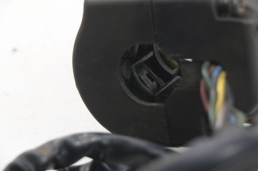 photo de COMANDO ESQUERDO YAMAHA XJN XJ N DIVERSION 600 (1994 - 1997) - Detalhe da peça
