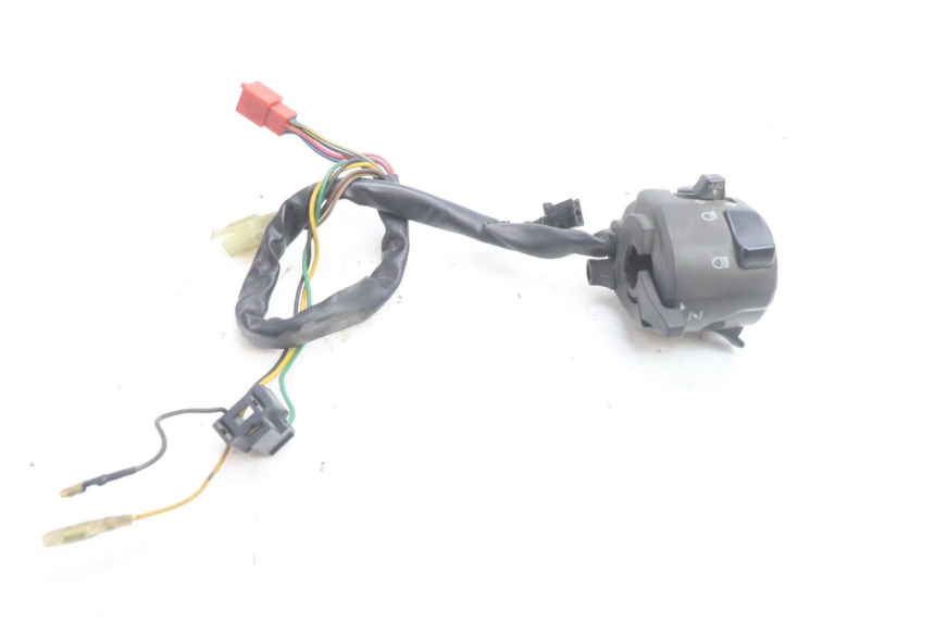 photo de COMUTADOR ESQUERDO YAMAHA XJR 1300 (1998 - 2002) - Zoom do estado de desgaste