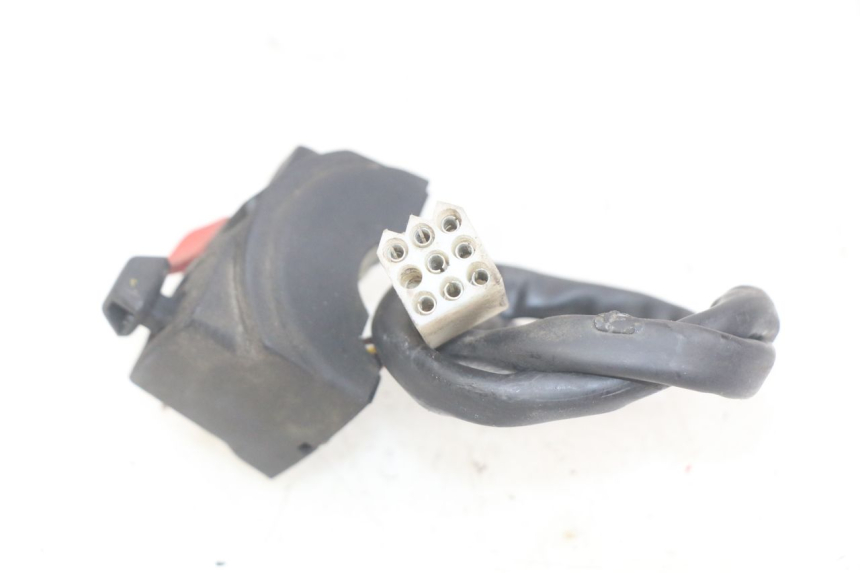 photo de COMANDO ESQUERDO PEUGEOT XP6 50 (2006 - 2011) - Zoom do estado de desgaste
