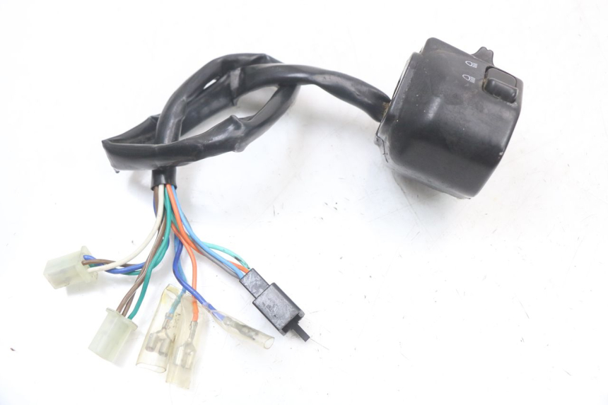 photo de COMANDO ESQUERDO SYM XS 125 (2007 - 2016) - Zoom do estado de desgaste