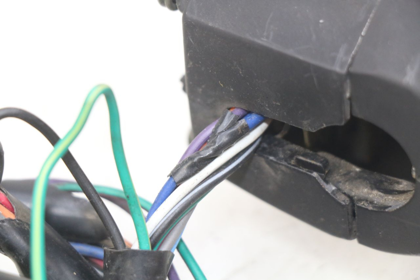 photo de COMANDO ESQUERDO YAMASAKI YM T 125 (2015 - 2020) - Detalhe da peça