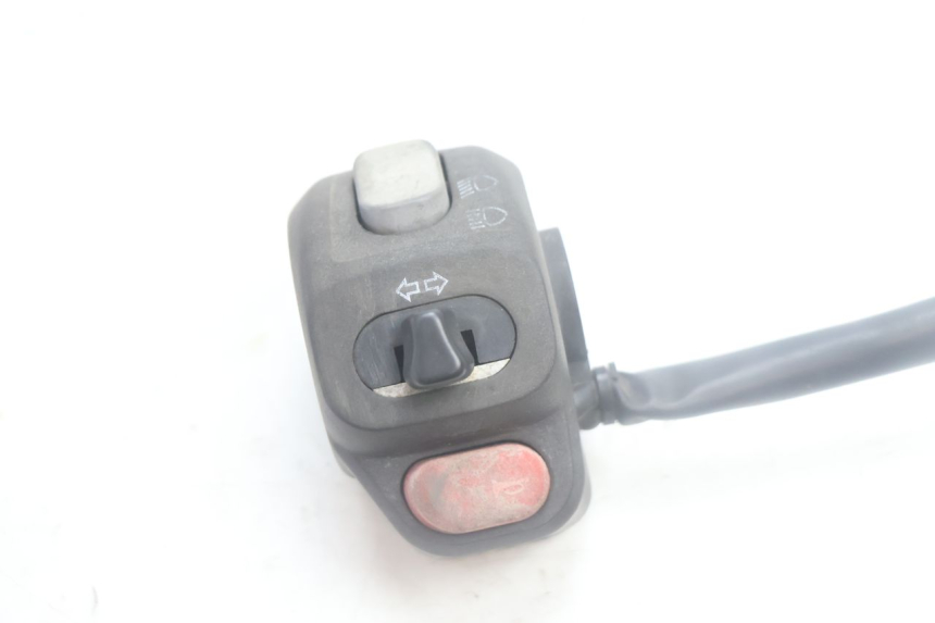 photo de COMANDO ESQUERDO YAMAHA YP MAJESTY 125 (2002 - 2006) - Detalhe da peça