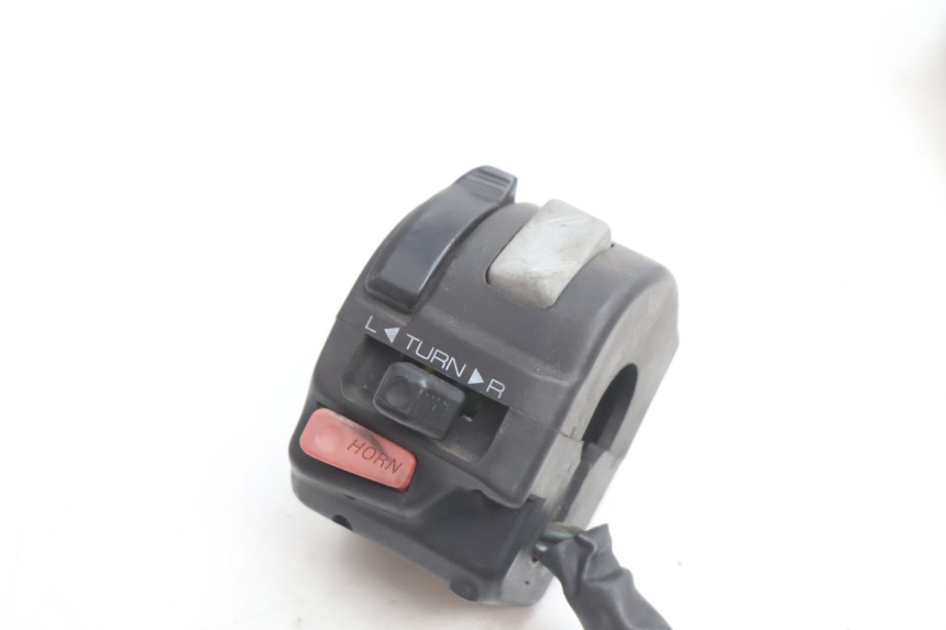 photo de COMUTADOR ESQUERDO YAMAHA YZF R GENESIS 750 (1993 - 1998) - Detalhe da peça