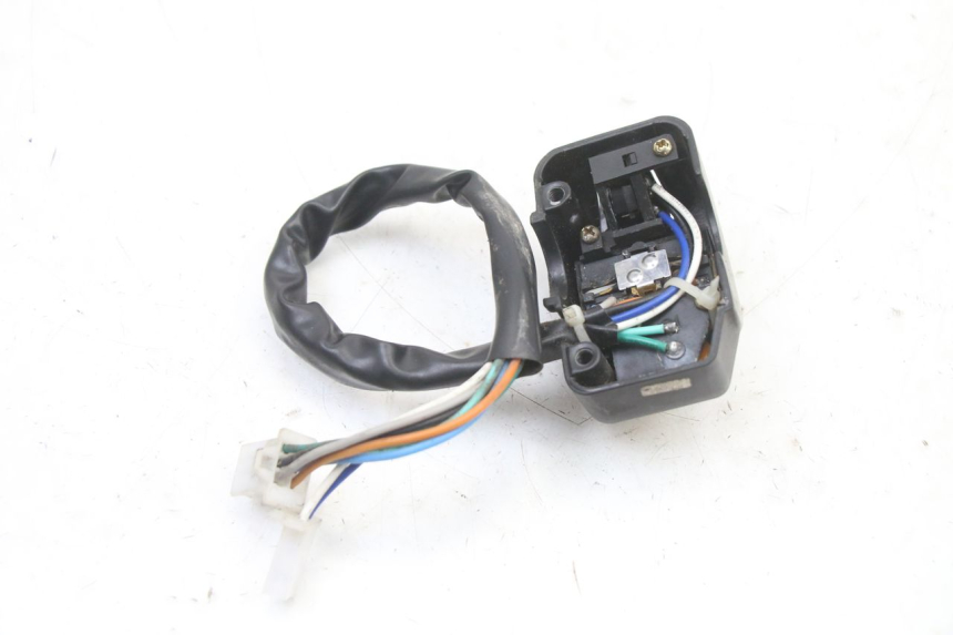 photo de COMANDO ESQUERDO UNIVERSAL BIKE ZN50QT-11B 50 (2018 - 2021) - Ampliação técnica