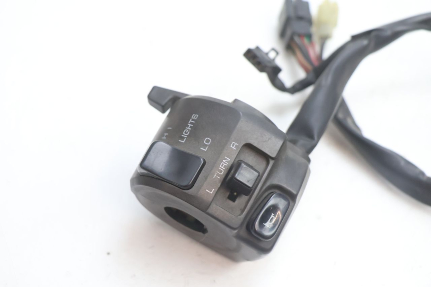 photo de COMANDO ESQUERDO KAWASAKI ZX-6R ZX6R 600 (1995 - 1997) - Detalhe da peça