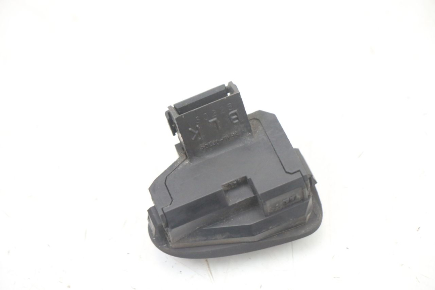 photo de COMANDO DE BUZINA HONDA SH i 300 (2015 - 2020) - Zoom do estado de desgaste