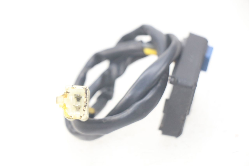 photo de COMANDO DE BUZINA PEUGEOT LUDIX 50 (2005 - 2007) - Detalhe da peça