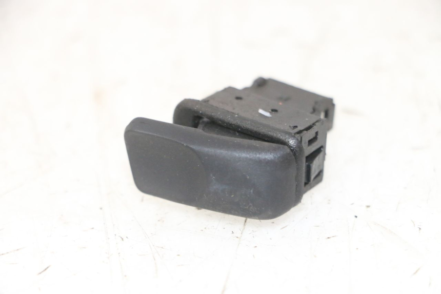 photo de COMANDO DE BUZINA PIAGGIO MP3 LT 300 (2010 - 2016) - Vista principal