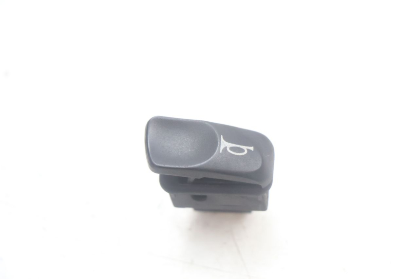 photo de COMANDO DE BUZINA PIAGGIO MP3 125 (2006 - 2014) - Vista principal