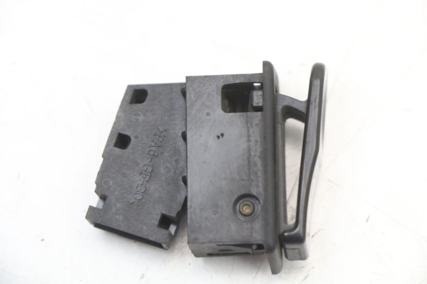 photo de COMANDO DE BUZINA HONDA NHX LEAD 110 (2008 - 2010) - Outro ângulo de visão