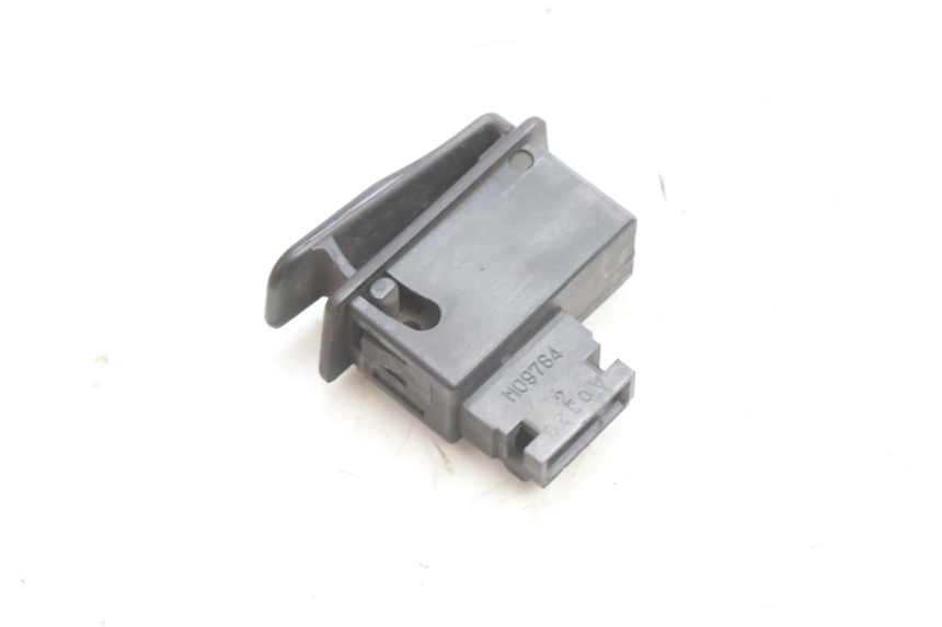 photo de INTERRUPTOR DE BUZINA HONDA SH 125 (2001 - 2003) - Zoom do estado de desgaste