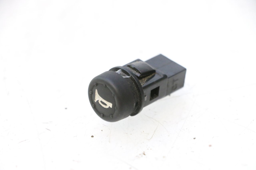 photo de COMANDO DE BUZINA APRILIA SR 2T 50 (2012 - 2017) - Zoom do estado de desgaste
