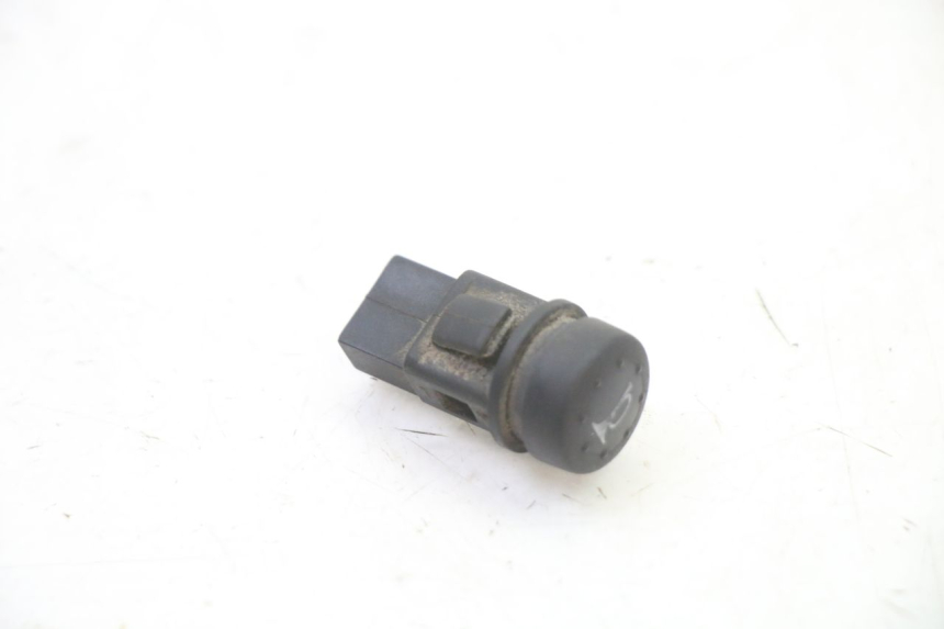 photo de COMANDO DE BUZINA PIAGGIO SUPER LX 125 (2000 - 2003) - Detalhe da peça
