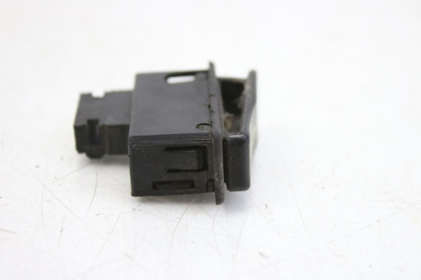 photo de COMANDO DE BUZINA PEUGEOT SV 125 (1991 - 1994) - Outro ângulo de visão