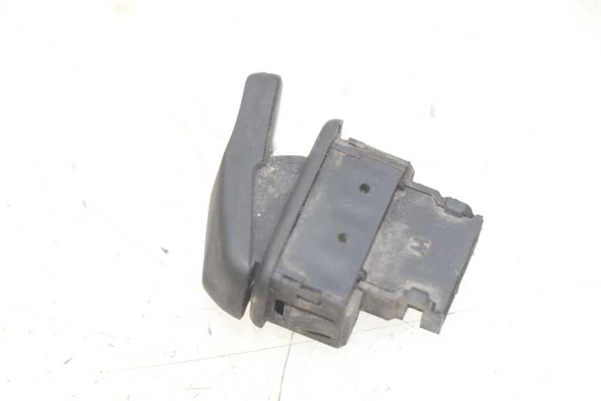 photo de COMANDO DE BUZINA PIAGGIO VESPA LXV 125 (2006 - 2009) - Outro ângulo de visão