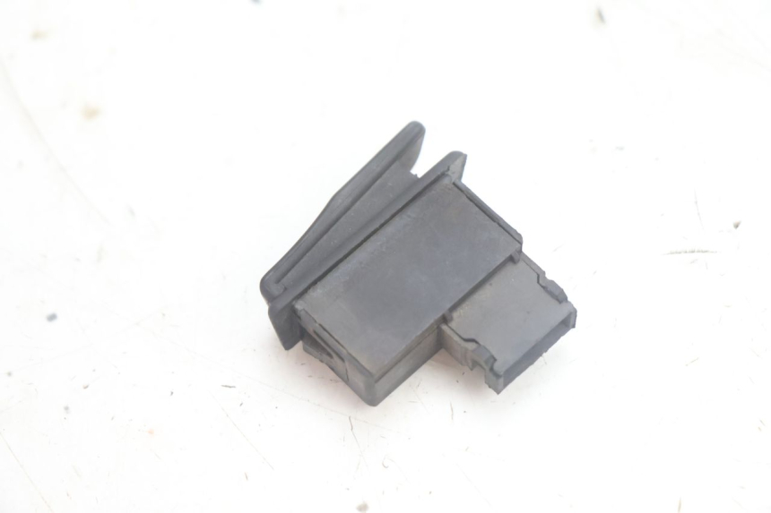 photo de COMANDO DE BUZINA YAMAHA XMAX X-MAX 125 (2006 - 2009) - Zoom do estado de desgaste