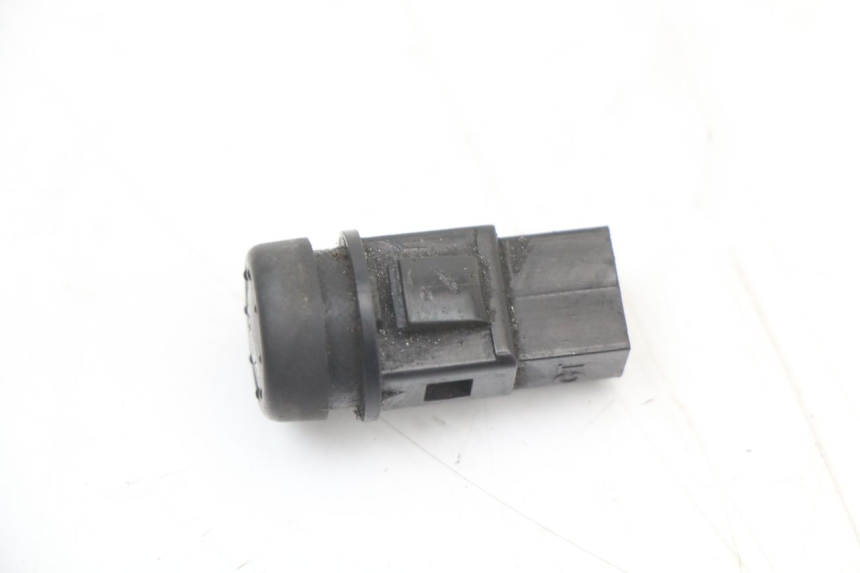 photo de COMANDO DE BUZINA PIAGGIO ZIP 2T 50 (2009 - 2019) - Detalhe da peça
