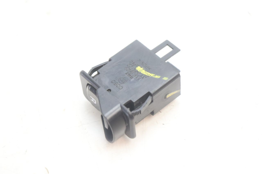 photo de INTERRUPTOR DE MARCHA PARA FRENTE / RÉ PIAGGIO MP3 HPE 530 (2022 - 2026) - Ampliação técnica