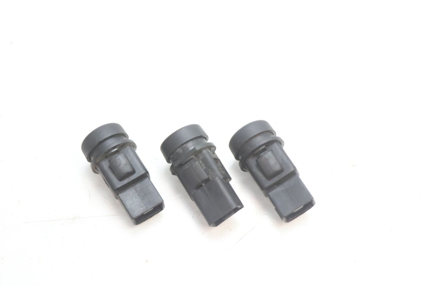 photo de COMUTADOR PIAGGIO MP3 LT 300 (2010 - 2016) - Zoom do estado de desgaste