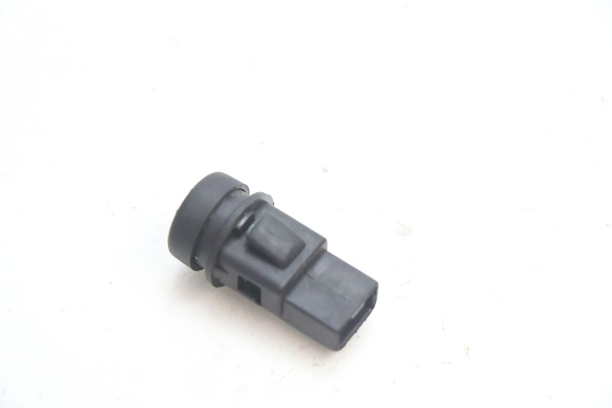 photo de COMUTADOR PIAGGIO MP3 LT 400 (2007 - 2012) - Zoom do estado de desgaste