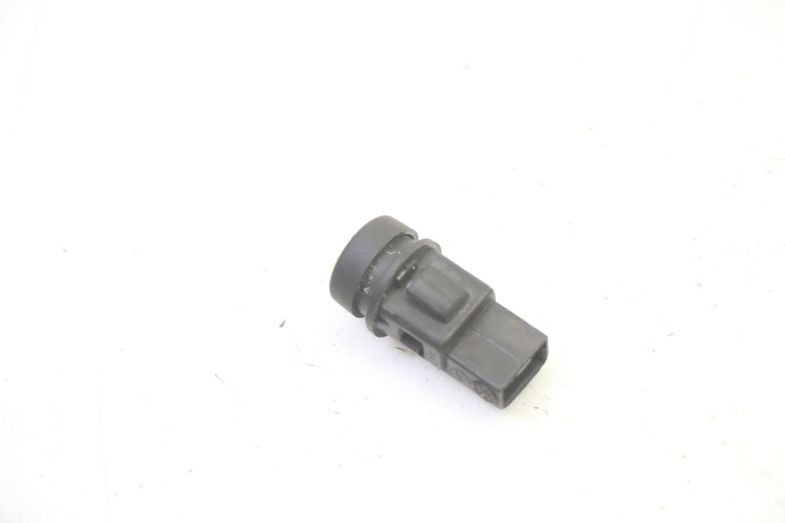 photo de COMUTADOR PIAGGIO MP3 RL 250 (2006 - 2010) - Zoom do estado de desgaste