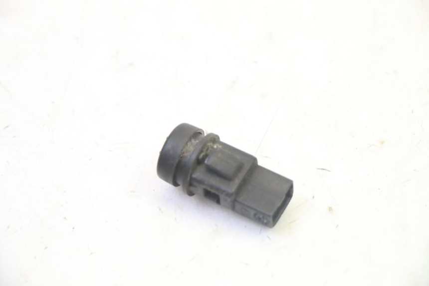 photo de COMUTADOR PIAGGIO MP3 125 (2006 - 2014) - Zoom do estado de desgaste