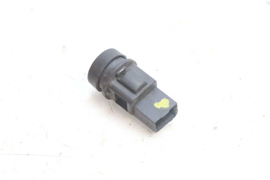 photo de COMUTADOR PIAGGIO MP3 500 (2016 - 2018) - Zoom do estado de desgaste
