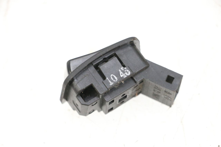 photo de COMUTADOR YAMAHA NEO'S CORE 1 (2022 - 2026) - Zoom do estado de desgaste