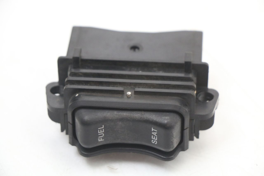 photo de COMUTADOR HONDA PCX (JF28) 125 (2009 - 2011) - Detalhe da peça