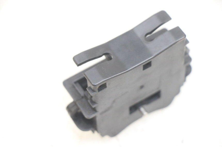 photo de COMUTADOR HONDA PCX (JF47) 125 (2012 - 2013) - Zoom do estado de desgaste