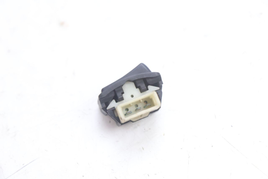photo de INTERRUPTOR DO FAROL PEUGEOT BUXY 50 (1993 - 1998) - Zoom do estado de desgaste