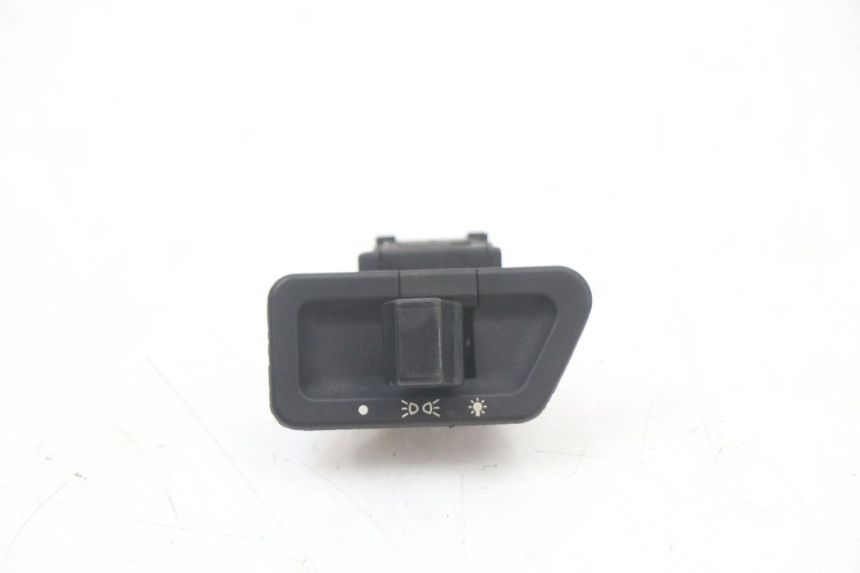 photo de INTERRUPTOR DE FAROL HONDA FES PANTHEON 2T 125 (1998 - 2002) - Vista principal