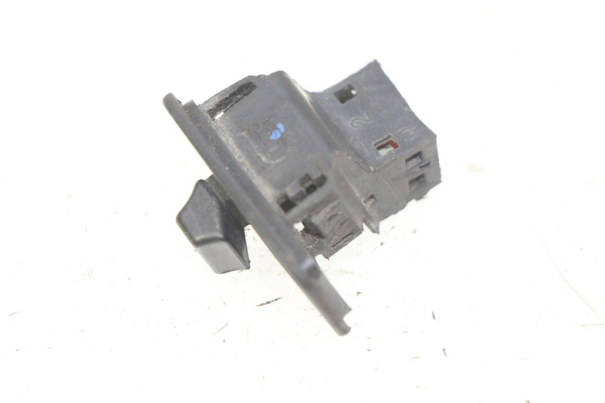 photo de INTERRUPTOR DE FAROL SYM FIDDLE 2 50 (2008 - 2013) - Detalhe da peça