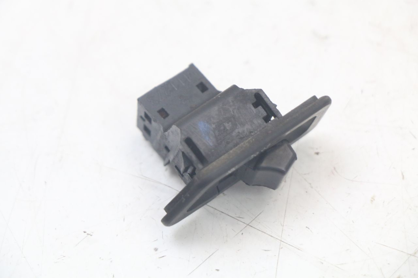photo de INTERRUPTOR DE FAROL SYM FIDDLE 2 50 (2008 - 2013) - Detalhe da peça