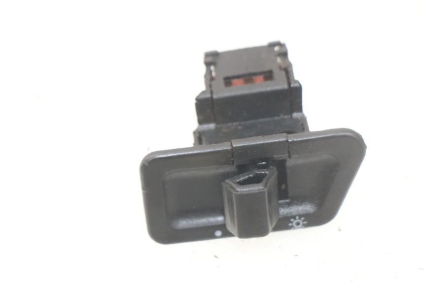 photo de INTERRUPTOR DE FAROL KYMCO LIKE 2T 50 (2009 - 2018) - Vista principal