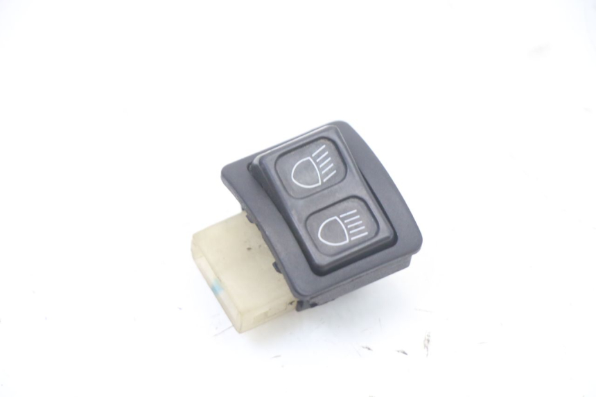 photo de INTERRUPTOR DE FAROL MBK OVETTO ONE 2T 50 (2013 - 2017) - Vista principal