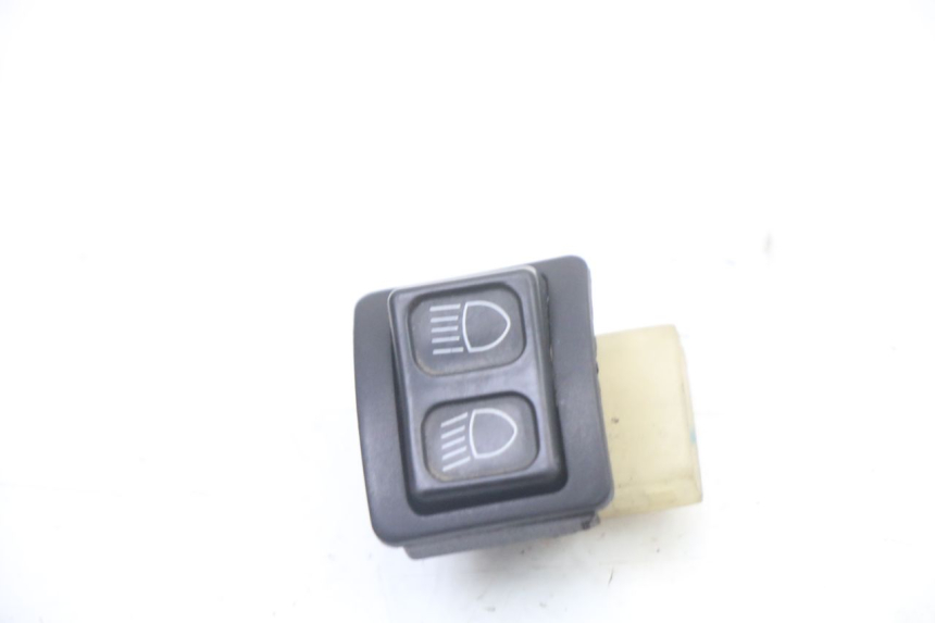 photo de INTERRUPTOR DE FAROL MBK OVETTO ONE 2T 50 (2013 - 2017) - Detalhe da peça