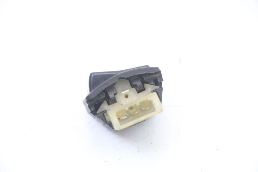 photo de INTERRUPTOR DE FAROL MBK OVETTO ONE 2T 50 (2013 - 2017) - Zoom do estado de desgaste