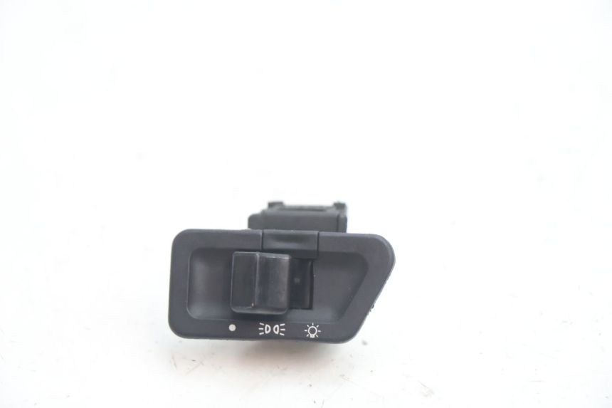 photo de INTERRUPTOR DO FAROL KYMCO MOVIE S 125 (2009 - 2018) - Vista principal