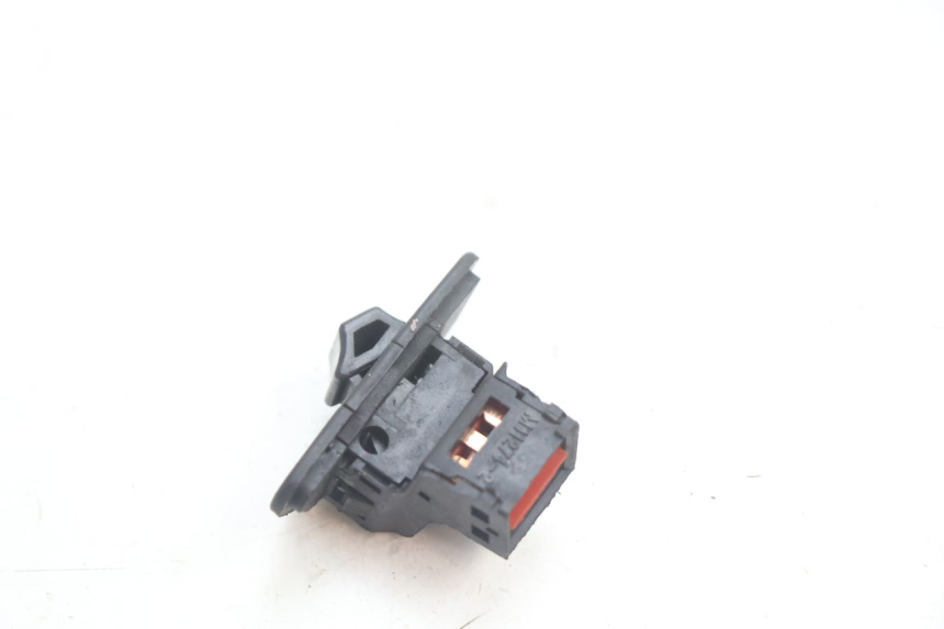 photo de INTERRUPTOR DO FAROL KYMCO MOVIE S 125 (2009 - 2018) - Zoom do estado de desgaste