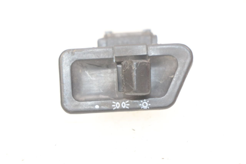photo de INTERRUPTOR DO FAROL SYM ORBIT 2 2T 50 (2008 - 2018) - Vista principal