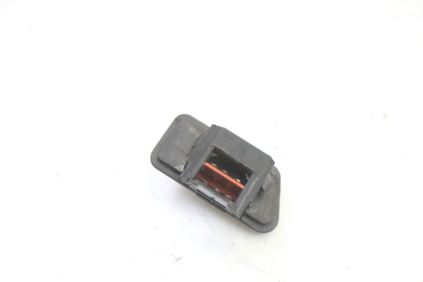 photo de INTERRUPTOR DE FAROL SYM ORBIT 2 4T 50 (2008 - 2017) - Outro ângulo de visão