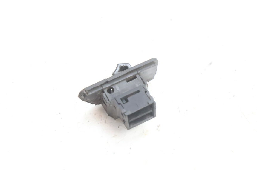 photo de INTERRUPTOR DE FARÓIS HONDA SH 125 (2001 - 2003) - Detalhe da peça