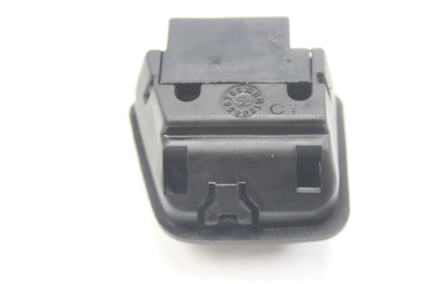 photo de INTERRUPTOR DE FAROL PIAGGIO ZIP 2T 50 (2009 - 2019) - Detalhe da peça