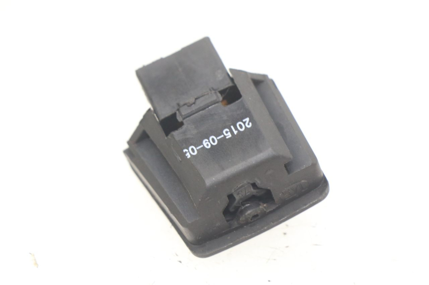 photo de INTERRUPTOR DE FAROL ALTO RIDE CLASSIC 2T 50 (2014 - 2022) - Zoom do estado de desgaste
