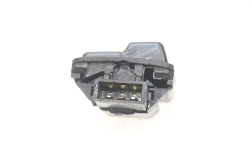 photo de INTERRUPTOR DE FAROL ALTO RIDE CLASSIC 2T 50 (2014 - 2022) - Outro ângulo de visão