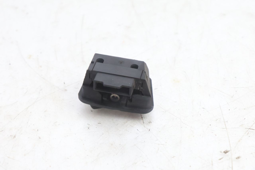 photo de INTERRUPTOR DO FAROL ALTO HONDA FES PANTHEON 2T 125 (1998 - 2002) - Detalhe da peça