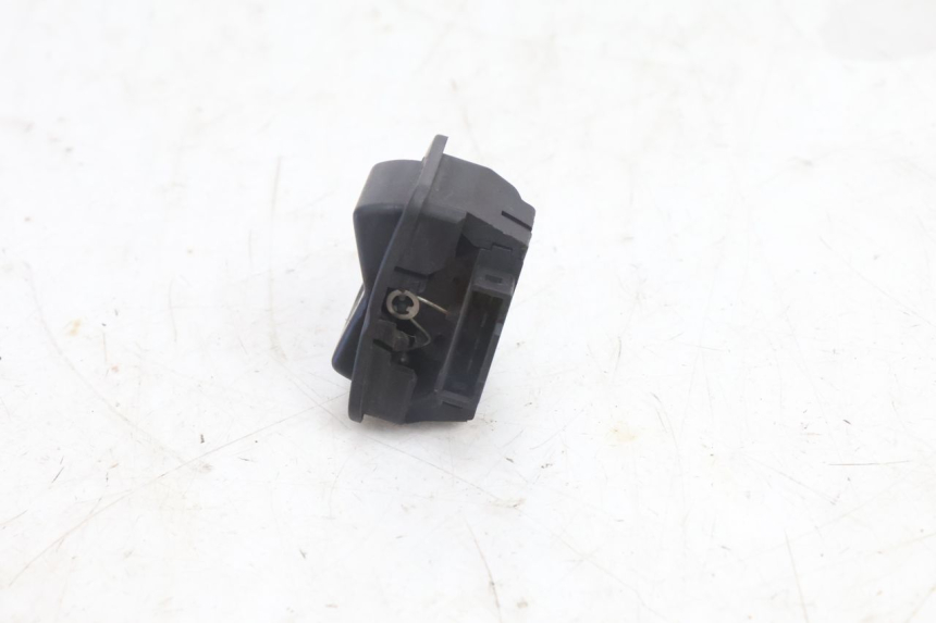 photo de INTERRUPTOR DO FAROL ALTO HONDA FES PANTHEON 2T 125 (1998 - 2002) - Ampliação técnica