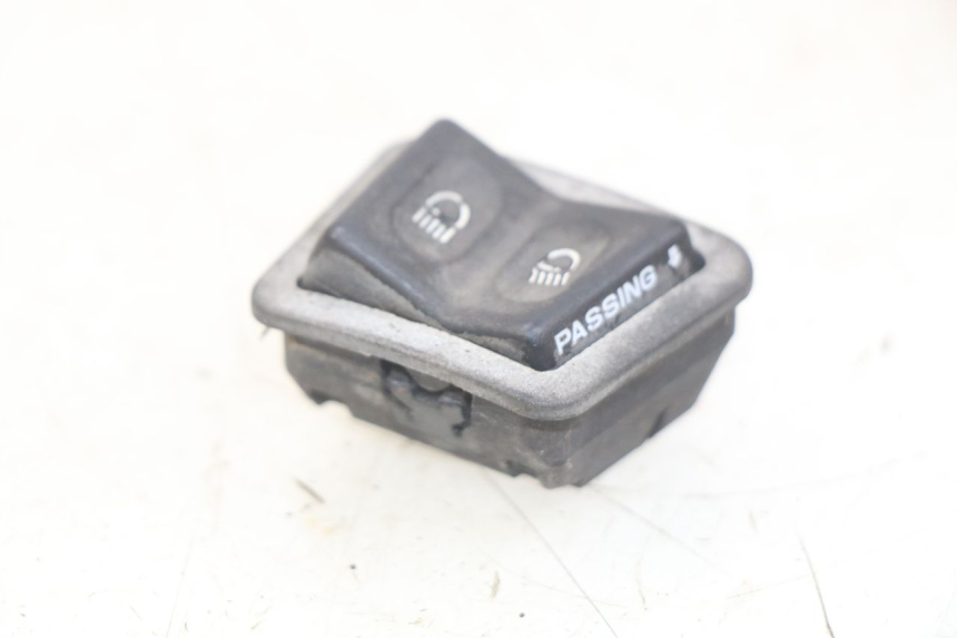 photo de INTERRUPTOR DE FAROL ALTO HONDA FES PANTHEON 125 (2003 - 2007) - Vista principal