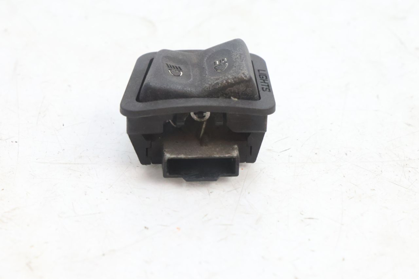 photo de INTERRUPTOR DE FAROL ALTO HONDA FES PANTHEON 125 (2003 - 2007) - Detalhe da peça